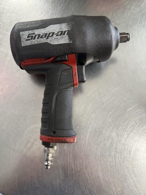 Snap-on Tools Pt850 1/2-drive Heavy Duty Air Impact Wrench