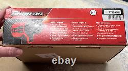 Snap-on 1/2 Drive Air Impact Wrench PT850MB (Power Blue) with boot cover TESTED