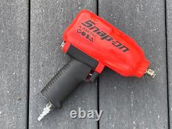 Snap-on 1/2 Drive Mg725 Air Impact Like New