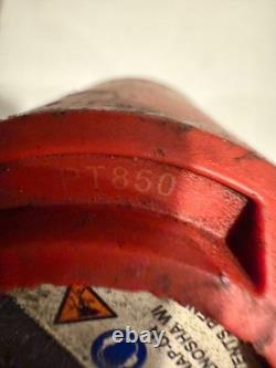 Snap on 1/2 drive impact wrench Red Used