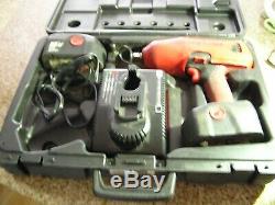 Snap on CT6850 1/2 impact gun wrench kit 2 batteries, charger & case