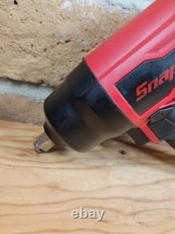 Snap-on Tools NICE PT850 1/2 Drive Red Air Impact Wrench & Protective Boot Snap-on Tools NICE PT850 1/2 Drive Red Air Impact Wrench & Protective Boot