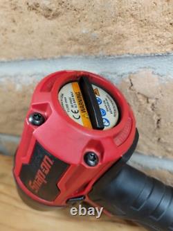 Snap-on Tools NICE PT850 1/2 Drive Red Air Impact Wrench & Protective Boot Snap-on Tools NICE PT850 1/2 Drive Red Air Impact Wrench & Protective Boot