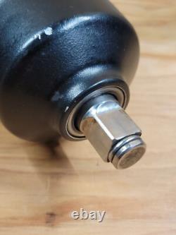 Snap-on Tools NICE PT850 1/2 Drive Red Air Impact Wrench & Protective Boot Snap-on Tools NICE PT850 1/2 Drive Red Air Impact Wrench & Protective Boot