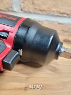 Snap-on Tools NICE PT850 1/2 Drive Red Air Impact Wrench & Protective Boot Snap-on Tools NICE PT850 1/2 Drive Red Air Impact Wrench & Protective Boot