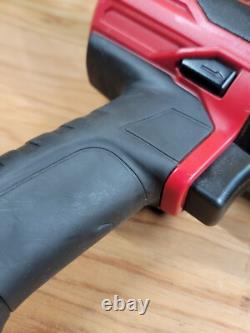 Snap-on Tools NICE PT850 1/2 Drive Red Air Impact Wrench & Protective Boot Snap-on Tools NICE PT850 1/2 Drive Red Air Impact Wrench & Protective Boot