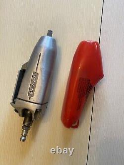 Snap-on pneumatic butterfly impact wrench IM32