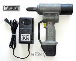 Stanley Emhart POP MCS 5800 12 Volt Cordless Electric Rivet Gun Riveter Gesipa