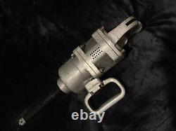 Sunex Tools 1 in. Drive Impact Wrench with 6 in. Extension Anvil SUNSX556-6 USED