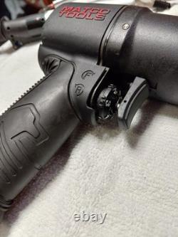 Very Low Miles Matco tools air impact wrench 3/8 MT2138 Black