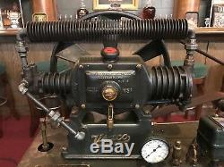 Vintage 1920's USACO US Air Compressor Co. Flat-Belt Compressor Watch Video