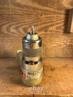 Working Black and Decker #828 Tire Stud Gun With Approx 2,000 Studs